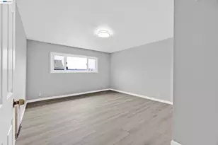 2133 Santa Clara Ave, Alameda, CA 94501 - Photo 16