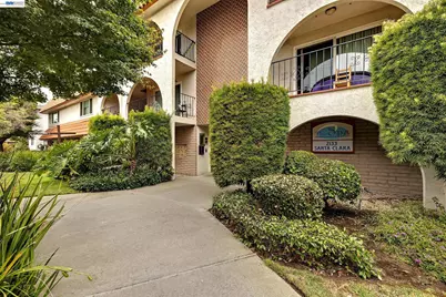 2133 Santa Clara Ave #328, Alameda, CA 94501 - Photo 2