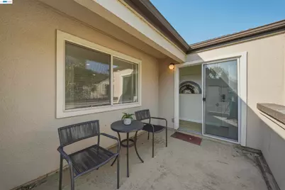 690 Applause Pl, San Jose, CA 95134 - Photo 24