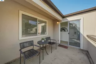 690 Applause Pl, San Jose, CA 95134 - Photo 24