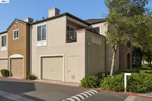 690 Applause Pl, San Jose, CA 95134 - Photo 1