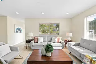 690 Applause Pl, San Jose, CA 95134 - Photo 6