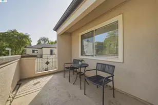690 Applause Pl, San Jose, CA 95134 - Photo 22