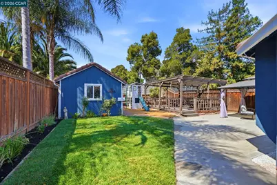 1116 Larkspur Dr, Livermore, CA 94551 - Photo 32