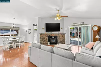 1116 Larkspur Dr, Livermore, CA 94551 - Photo 6