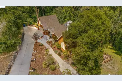 220 Miracle Ln, Santa Cruz, CA 95060 - Photo 42