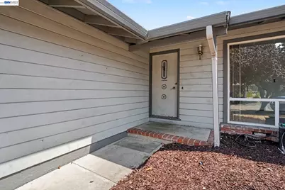 24732 Woodacre Ave, Hayward, CA 94544 - Photo 4