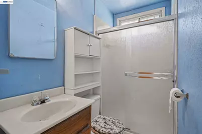 24732 Woodacre Ave, Hayward, CA 94544 - Photo 20