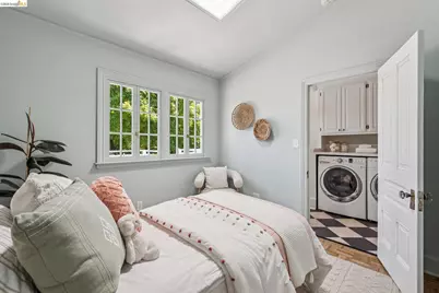 301 Tunnel Ave, Richmond, CA 94801 - Photo 32