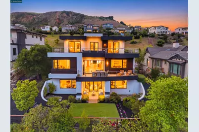 11 Bigleaf Road, Orinda, CA 94563 - Photo 2