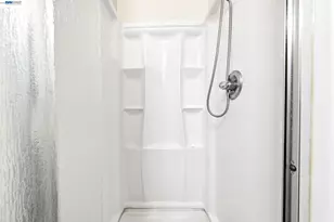 709 Center Ave, Martinez, CA 94553 - Photo 22