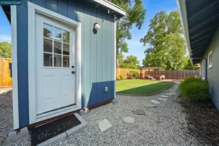 1555 Violet Way, Pleasant Hill, CA 94523 - Photo 36