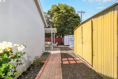 25353 Calaroga Ave, Hayward, CA 94545 - Photo 44