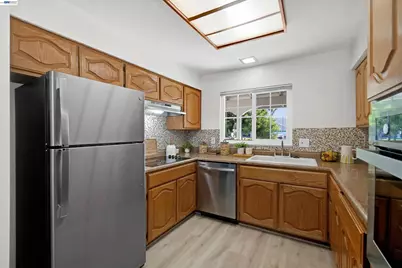 25353 Calaroga Ave, Hayward, CA 94545 - Photo 14