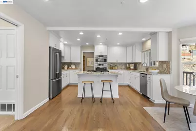7081 Elverton Dr, Oakland, CA 94611 - Photo 28