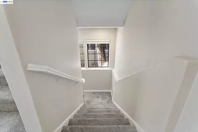 7081 Elverton Dr, Oakland, CA 94611 - Photo 54