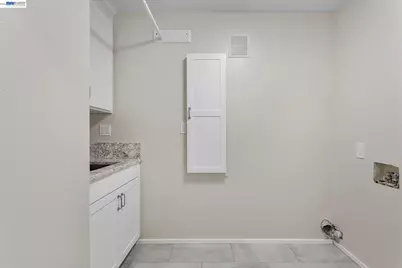 7081 Elverton Dr, Oakland, CA 94611 - Photo 62