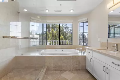 7081 Elverton Dr, Oakland, CA 94611 - Photo 74