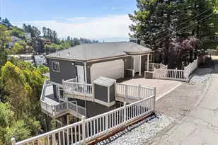7081 Elverton Dr, Oakland, CA 94611 - Photo 2