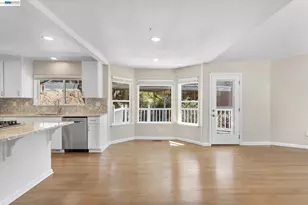 7081 Elverton Dr, Oakland, CA 94611 - Photo 26