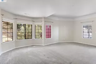 7081 Elverton Dr, Oakland, CA 94611 - Photo 80