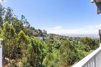7081 Elverton Dr, Oakland, CA 94611 - Photo 88