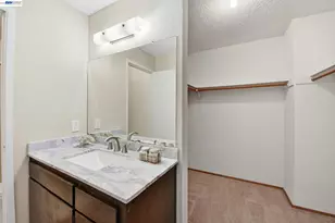 27773 Pistachio Ct, Hayward, CA 94544 - Photo 28