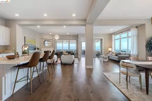 6713 Skyview Dr, Oakland, CA 94605 - Photo 24