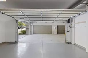6713 Skyview Dr, Oakland, CA 94605 - Photo 56
