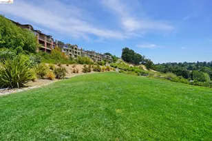 6713 Skyview Dr, Oakland, CA 94605 - Photo 58