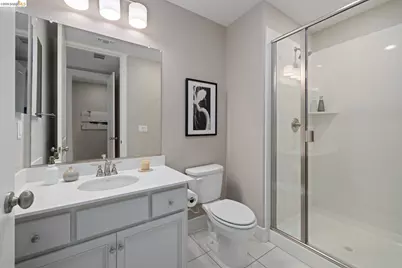 6713 Skyview Dr., Oakland, CA 94605 - Photo 42