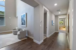6713 Skyview Dr, Oakland, CA 94605 - Photo 52