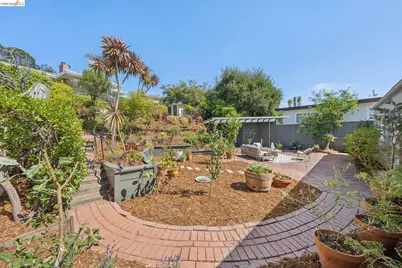 2740 Arlington Blvd, El Cerrito, CA 94530 - Photo 72