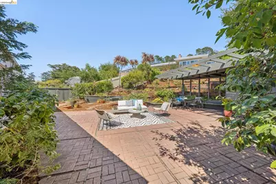 2740 Arlington Blvd, El Cerrito, CA 94530 - Photo 82