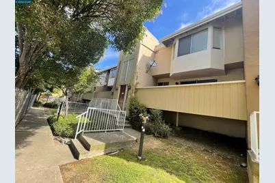 2121 Vale Rd #15, San Pablo, CA 94806 - Photo 2
