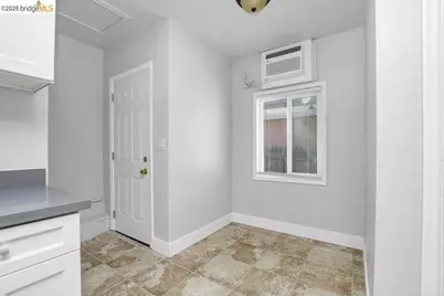 1160 West St, Pittsburg, CA 94565 - Photo 32