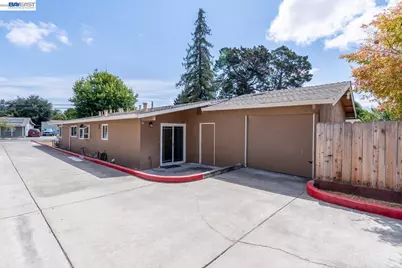 21743 Princeton St. #8, Hayward, CA 94541 - Photo 32