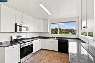 18490 Carlwyn Dr, Castro Valley, CA 94546 - Photo 14