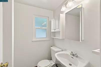 18490 Carlwyn Dr, Castro Valley, CA 94546 - Photo 32
