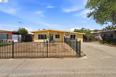 5621 27th Ave, Sacramento, CA 95820 - Photo 2