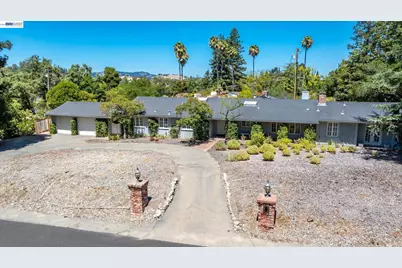 16 Crest Estate Dr, Alamo, CA 94507 - Photo 2