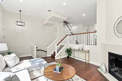 37 Esfahan Dr, San Jose, CA 95111 - Photo 6
