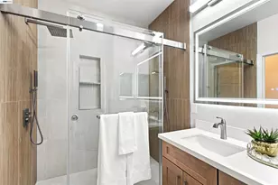 37 Esfahan Dr, San Jose, CA 95111 - Photo 28
