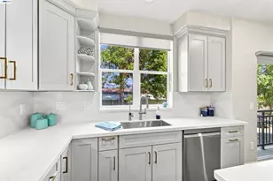 37 Esfahan Dr, San Jose, CA 95111 - Photo 14