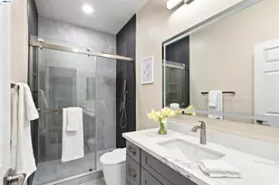37 Esfahan Dr, San Jose, CA 95111 - Photo 34