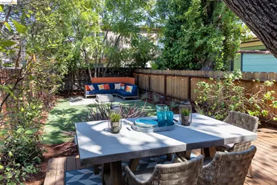 4811 Webster St, Oakland, CA 94609 - Photo 46