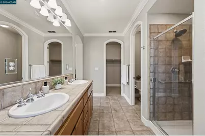 6122 Ashwell Way, Vallejo, CA 94591 - Photo 38