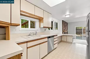 2254 Center Ave, Martinez, CA 94553 - Photo 12