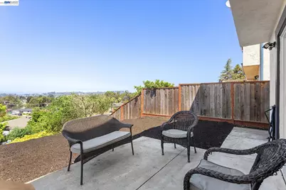22446 Ralston Ln, Hayward, CA 94541 - Photo 32