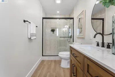 22446 Ralston Ln, Hayward, CA 94541 - Photo 18